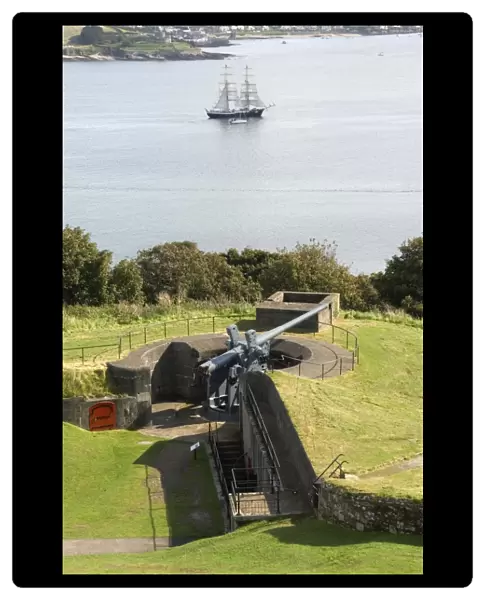 Gun battery at Pendennis Castle N080669