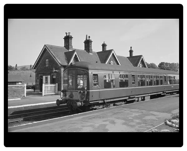 Settle Railway Station MF000290_03