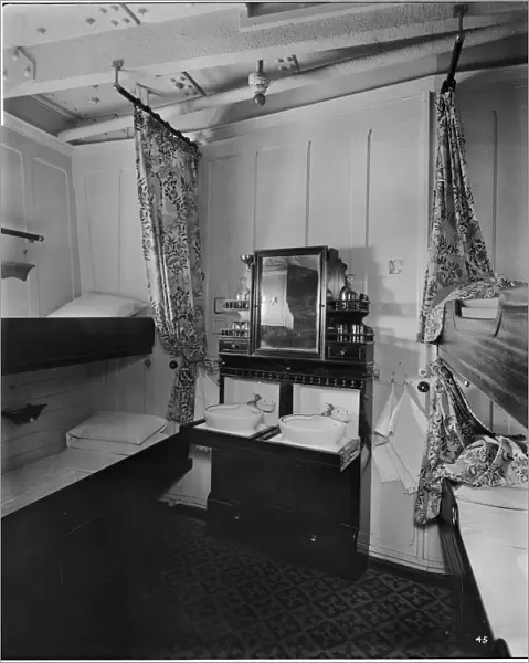 2nd class cabin, RMS Olympic BL24990_045