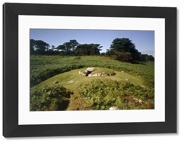 Innisidgen Burial Chamber, Isles of Scilly K920399