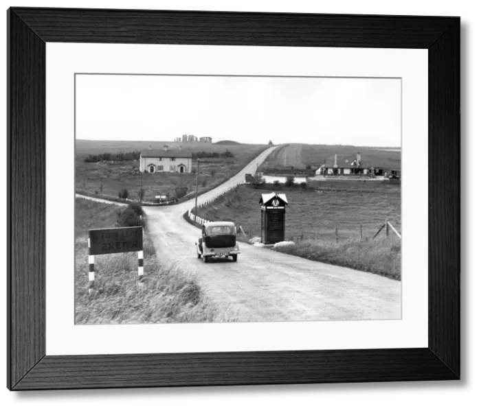 Framed Print : Stonehenge Print, Black and White Photograph Framed Print : Stonehenge Print, Black and White Photograph