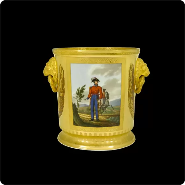 Wine cooler showing a Prussian Hussar N081109