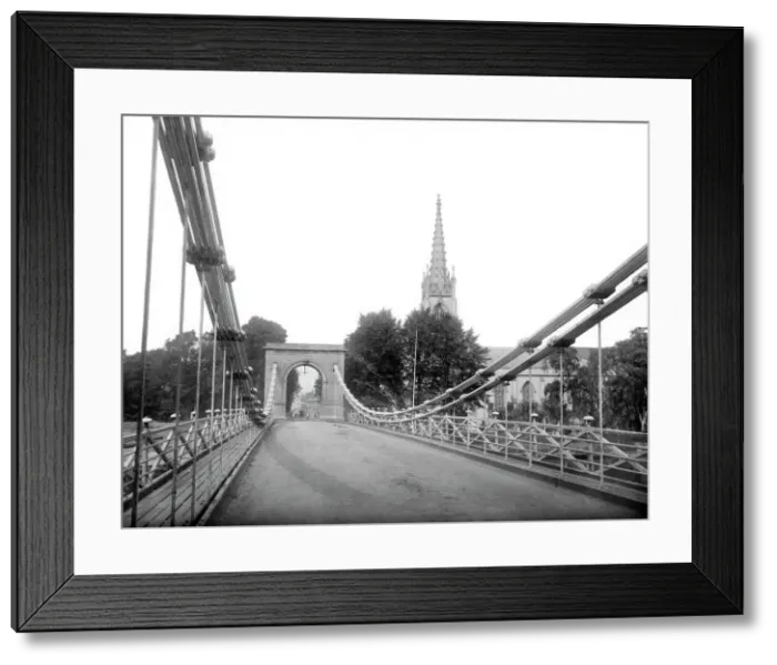 Framed Print : Marlow Bridge Print, 1829-31 Suspension Bridge Framed Print : Marlow Bridge Print, 1829-31 Suspension Bridge