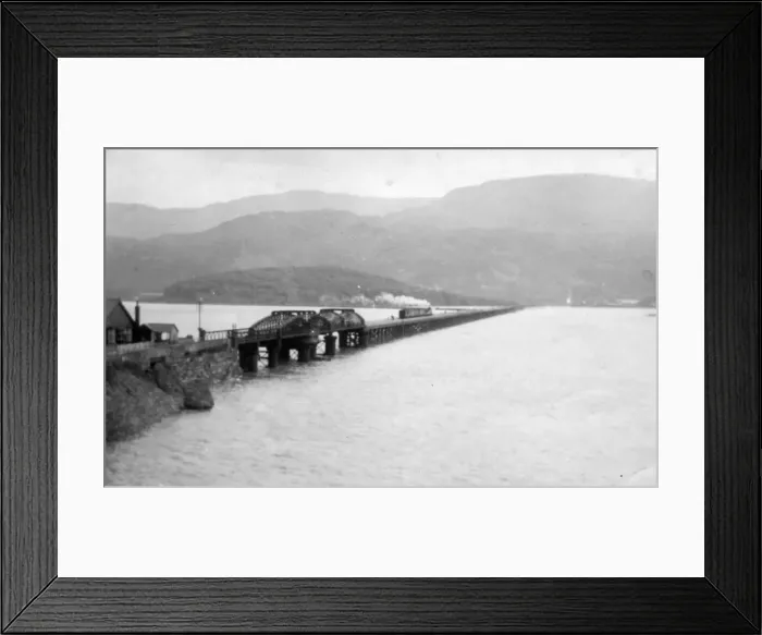 Framed Print : Barmouth Bridge Print, c. 1920s: A south-east view from Barmouth