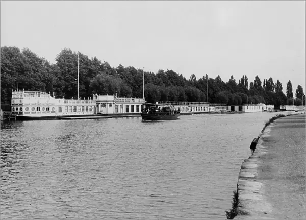 University barges, Oxford, c. 1930s