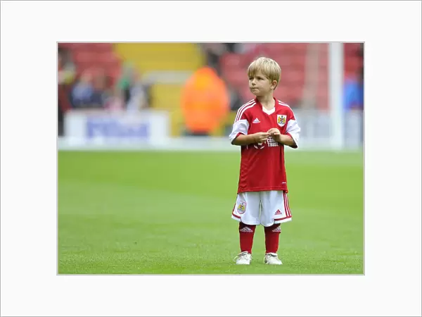 Football Rivalry Ignites: Bristol City vs Wolves at Ashton Gate, Sky Bet League One (August 17, 2013)