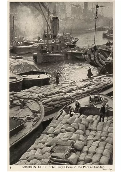 London Life - The Busy Docks of the Port of London