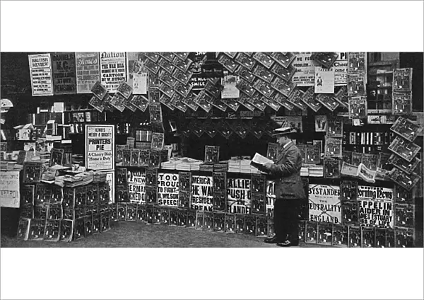 Wymans book stall at Paddington Station, 1915