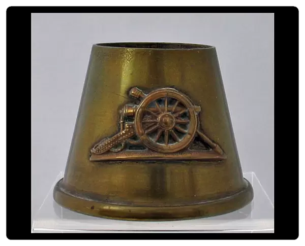 Desk ornament with Royal Field Artillery arm badge, WW1