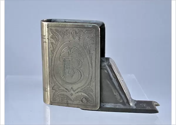 WW1 novelty lighter in the shape of a book
