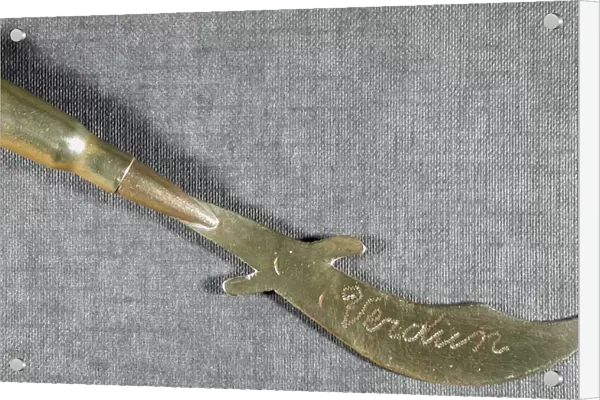Letter opener Engraved Verdun 1918