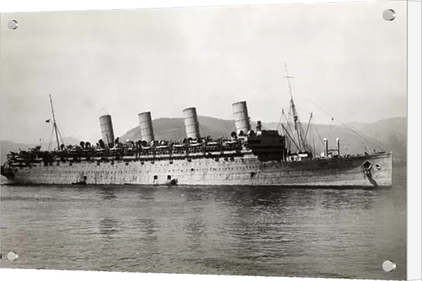 RMS Aquitania, cruise ship in war paint, WW1