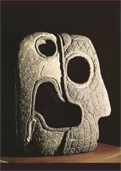 Head of a guacamayas (parrot) for the game of pelota