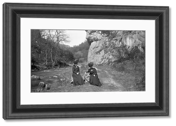 Lion Rock, Dovedale, Derbyshire with two Edwardian ladies