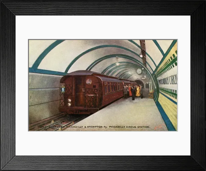 Framed Print : Piccadilly Circus Tube Station Print, London 1910s