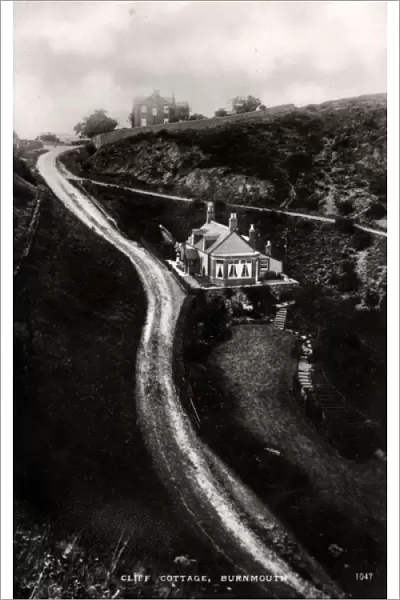 Cliff Cottage, Burnmouth, Berwickshire