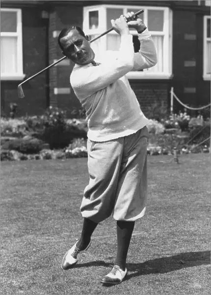 Walter Hagen, American professional golfer