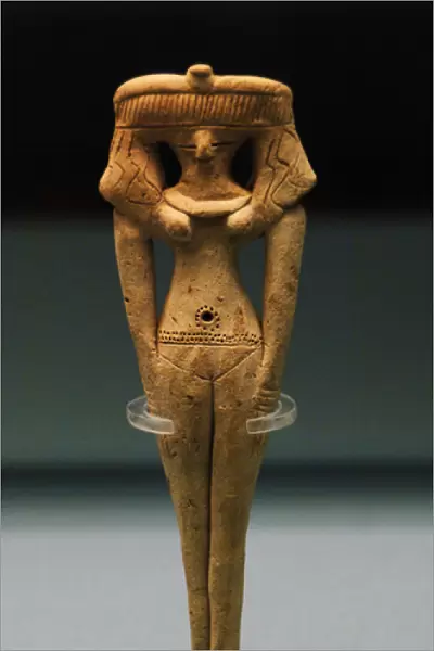 Terracottas female figure. Egypt