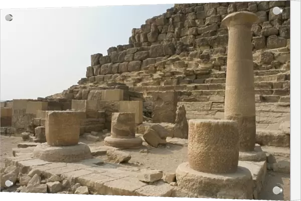 Egypt. Henutsens pyramid at Giza. Columns