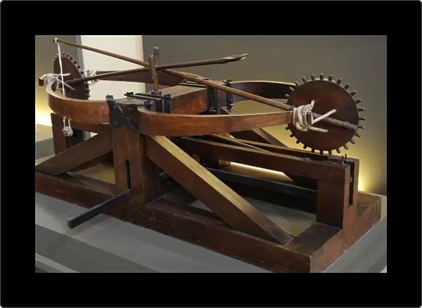The double catapult. Designed by Leonardo da Vinci. 15th cen