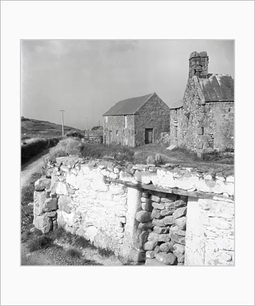 Cornish stone farmhouse and lane