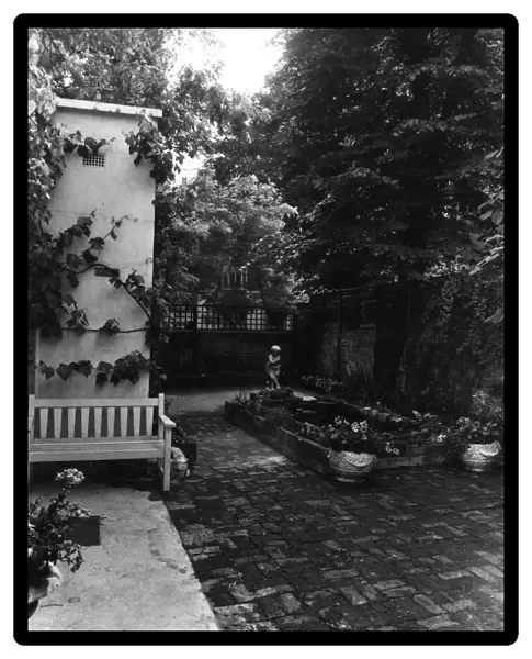 10433733. The House of Molly Bishop (Lady George Scott) - The Courtyard Garden