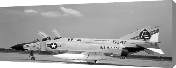 United States Navy - McDonnell Douglas F-4J Phantom 155847