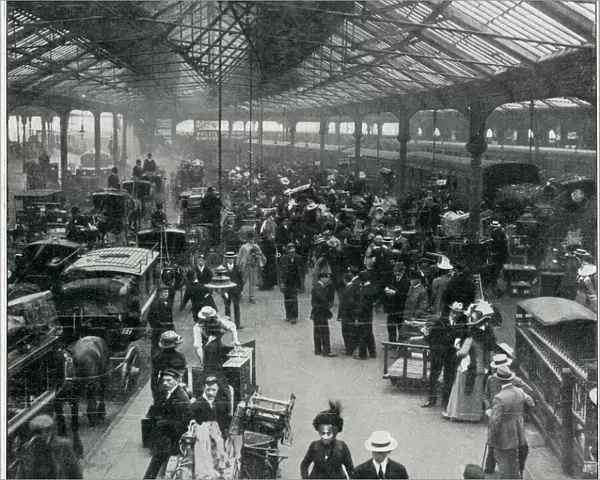 Waterloo Railway Station, London 1912