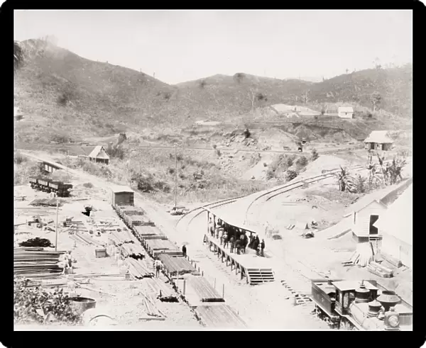 Building Panama canal, railway line