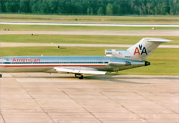 Boeing 727-2A7 N6842