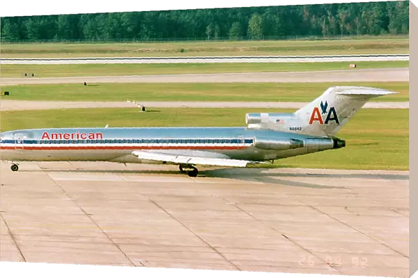 Boeing 727-2A7 N6842