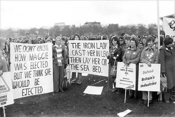 Members of NUTGW campaigning