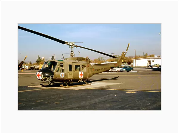Bell UH-1-M iroquois 66-15205