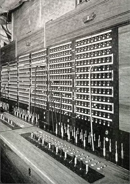 RMS Queen Mary, Telephone Exchange
