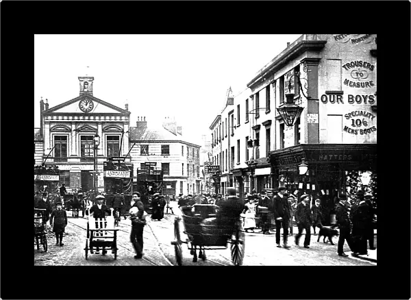 Town Hall, Luton early 1900's