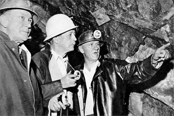 Harold Macmillan in a Gold Mine, 1960