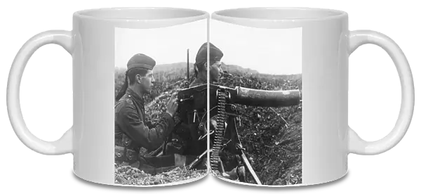 Cameron Highlanders with Maxim gun, WW1