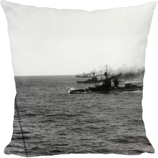 British battleships at sea, WW1