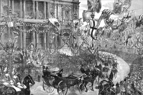 Royal wedding 1893 - procession passed St Paul s