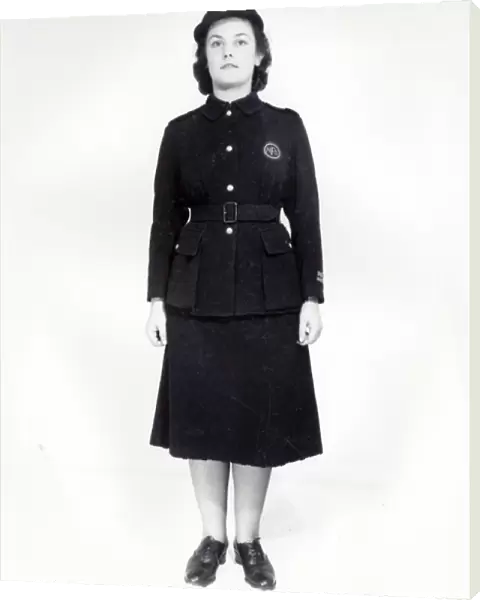 NFS (London Region No 5) firewomans uniform, WW2