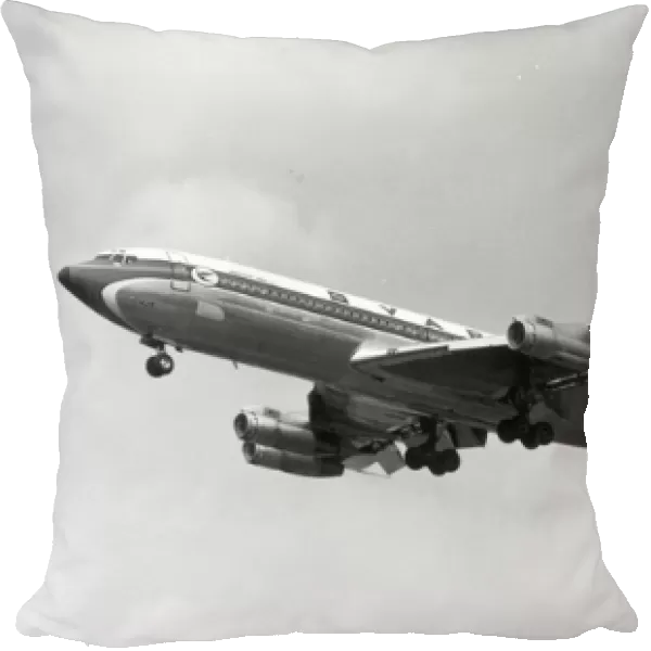 Boeing 707-345C PP-VJY of Varig