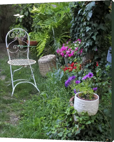 Garden - with flowers and chair