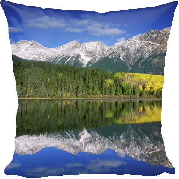 Patricia Lake and Pyramid Mountain - Jasper National Park - Canada - Alberta