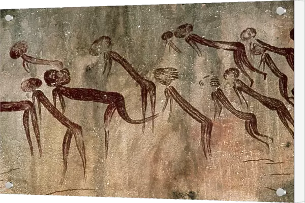 Cave painting: Kolo figures with head-dresses