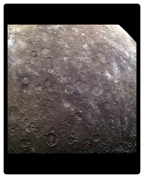 Craters on Mercury, MESSENGER image C016  /  9720