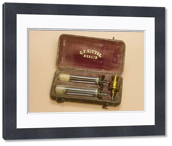 Artificial leech and syringes, circa 1840 C017  /  3582