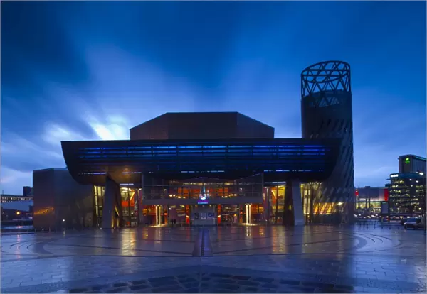 England, Greater Manchester, Salford Quays. The Lowry Centre at dusk, located on the Salford Quays in the city of Salford near Manchester