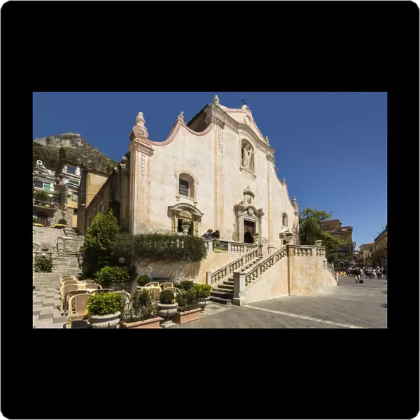 San Giuseppe Church and Piazza 9 April on Corso Umberto in this popular northeast tourist town, Taormina, Catania Province, Sicily, Italy, Mediterranean, Europe