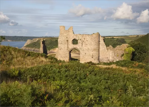 Pennard Castle and Three Cliffs Bay, Gower Peninsula, Swansea, West Glamorgan, Wales, United Kingdom, Europe