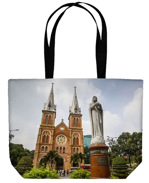 Notre Dame cathedral, Ho Chi Minh City (Saigon), Vietnam, Indochina, Southeast Asia, Asia